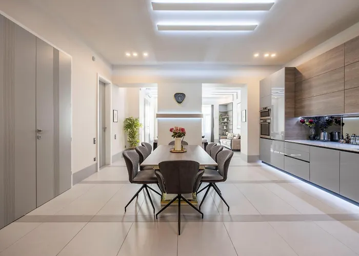 Luxurious High-end Grand On The St Stephen Road Apartment Budapest