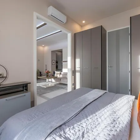 Luxurious High-end Grand On The St Stephen Road * Budapest
